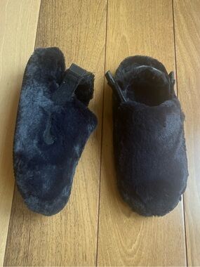 NWOB Nike Calm Mule Fuzzy Slide Faux Fur Women’s Sz 7 Black
